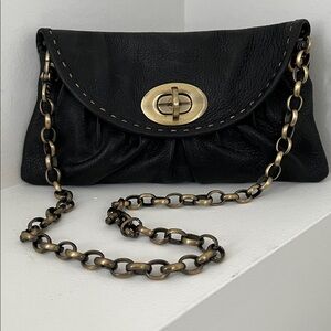 CARLA MANCINI Black Pebbled Leather Mini Bag Detachable Shoulder Chain Kiss Lock